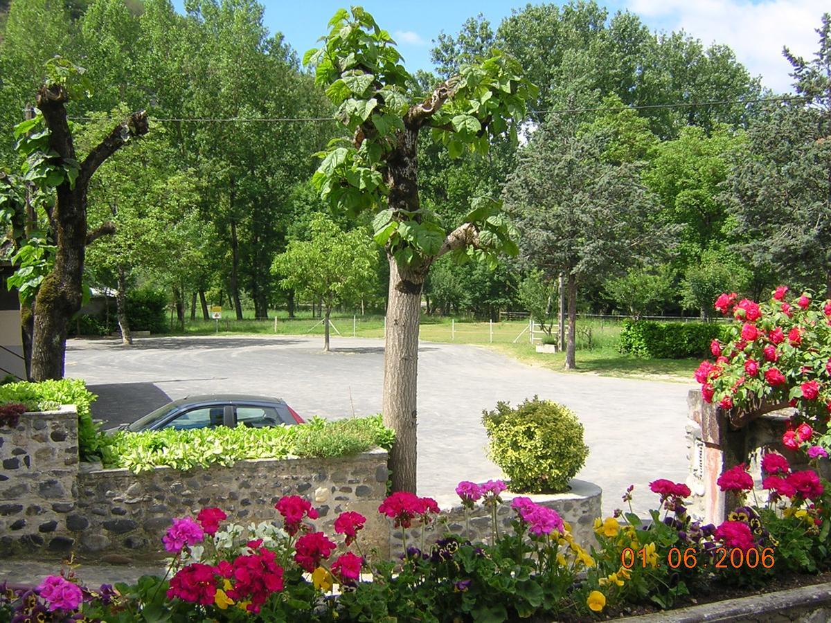 Hotel Le Relais De Boralde Espalion Exterior foto